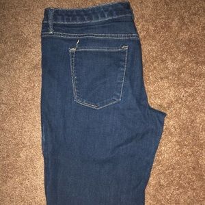 Mid-Rise Jeans
